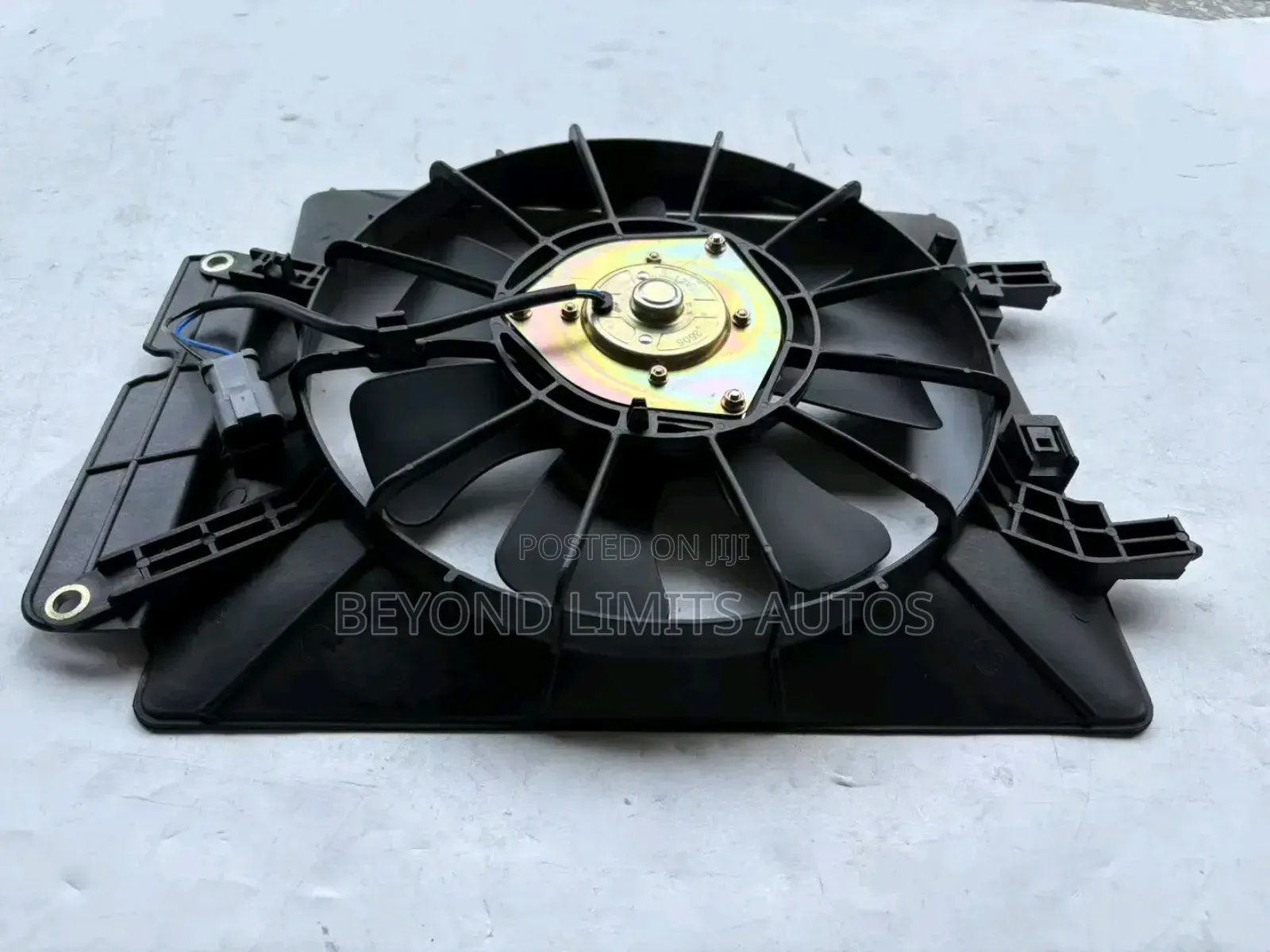 Honda CRV Cr-v 2002,2003,2004,2005,2006 Radiator Cooling Fan