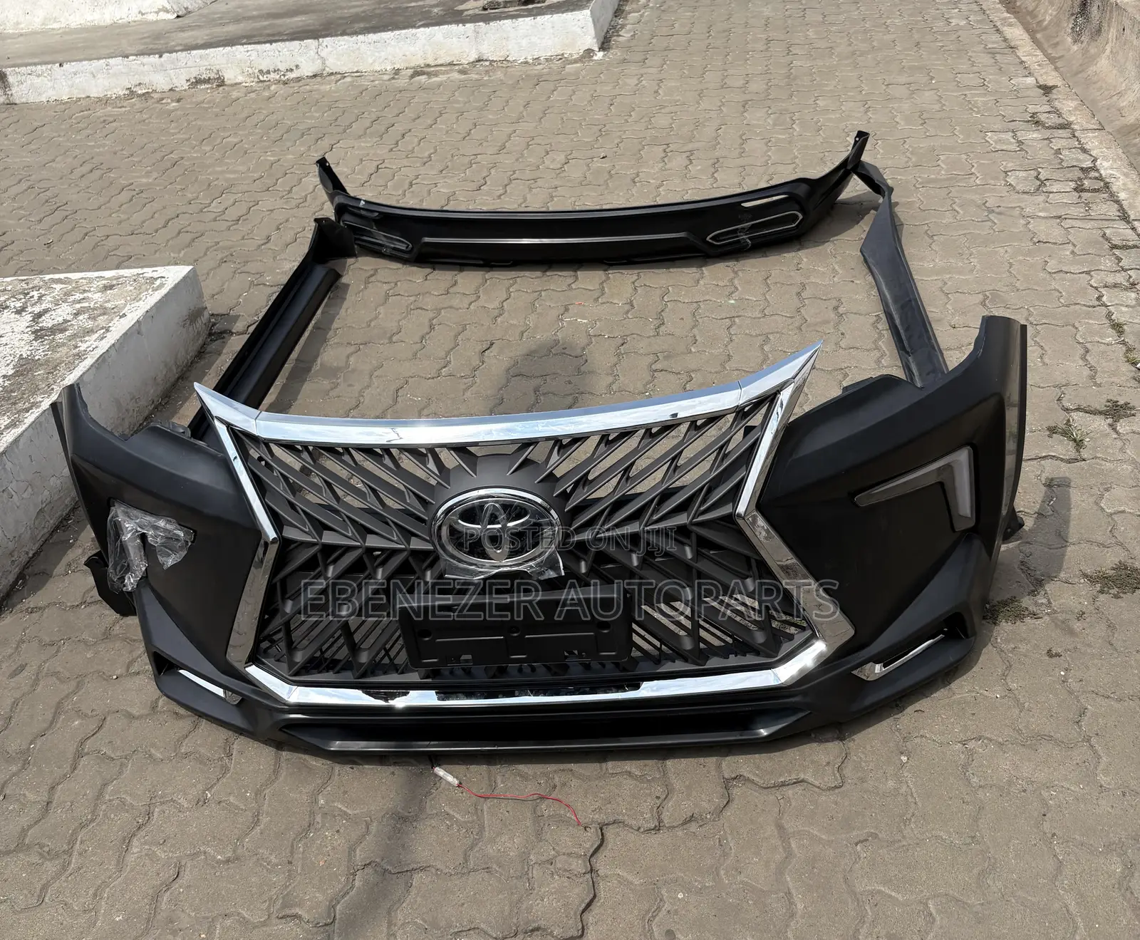 Toyota Fortuner Lexus Spec Bumper Body Kits 2016 2017 2018 2019
