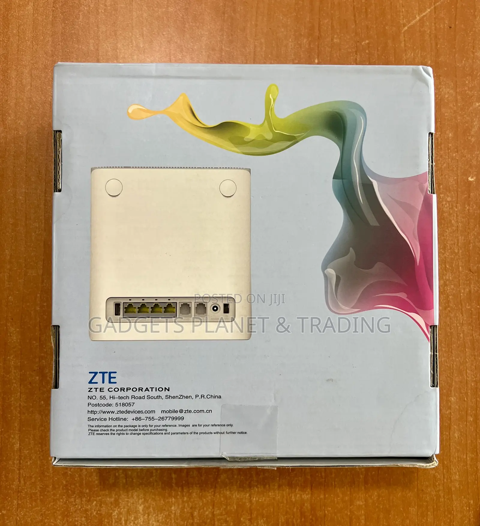 Zte Mf286r Lte Cat6 4g Universal Wireless Router + Powerbank