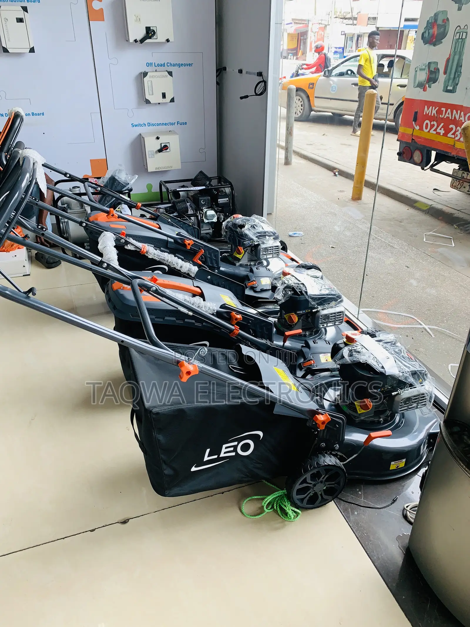 Adjustable 4hp Leo Lawn Mower