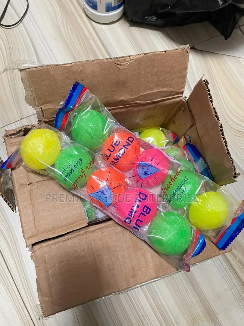Urinal Block Naphthalene Balls – Carton of 60pcs