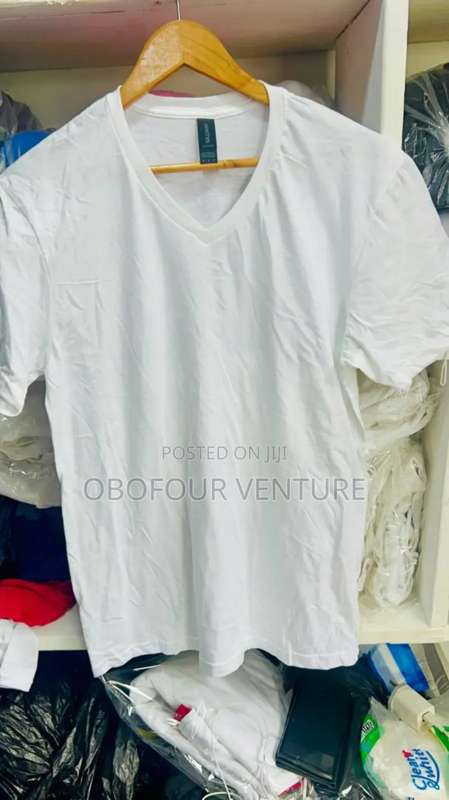 V-Neck, All White From Usa Gildan