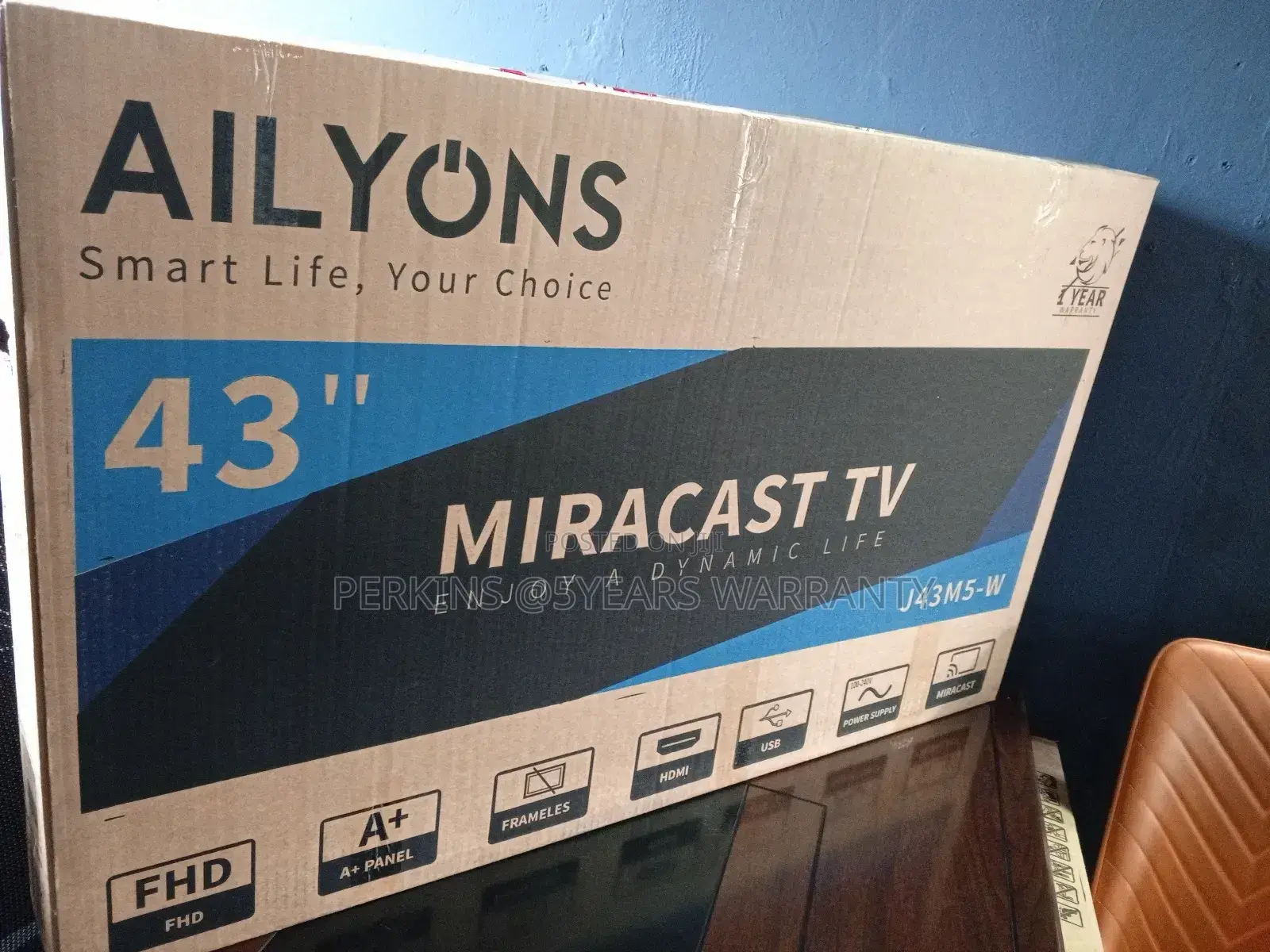Enjoy a Dynamic Life With 43 Ailyons Miracast Television