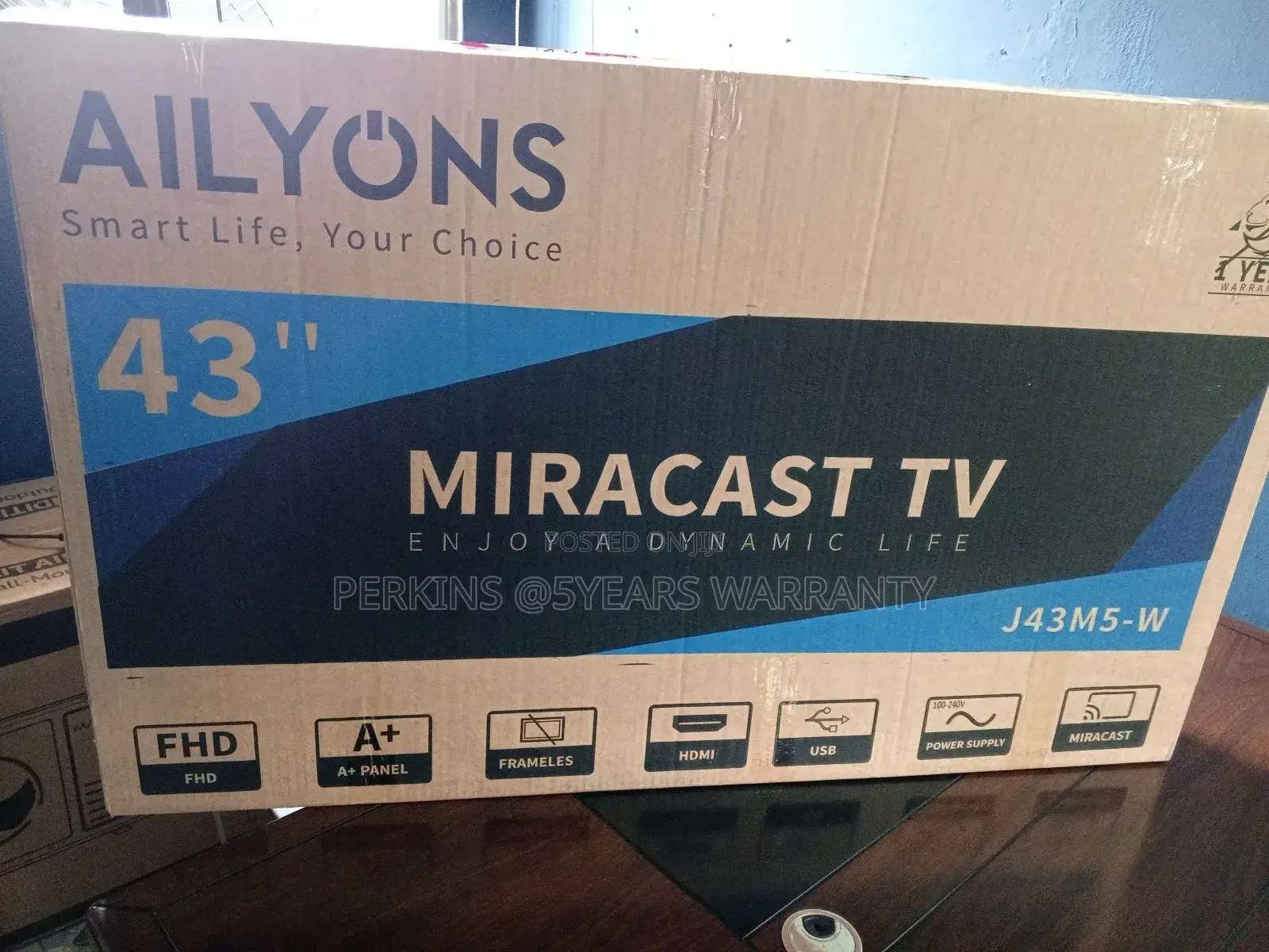 Awesome Led Display Ailyons 43inches Miracast Television