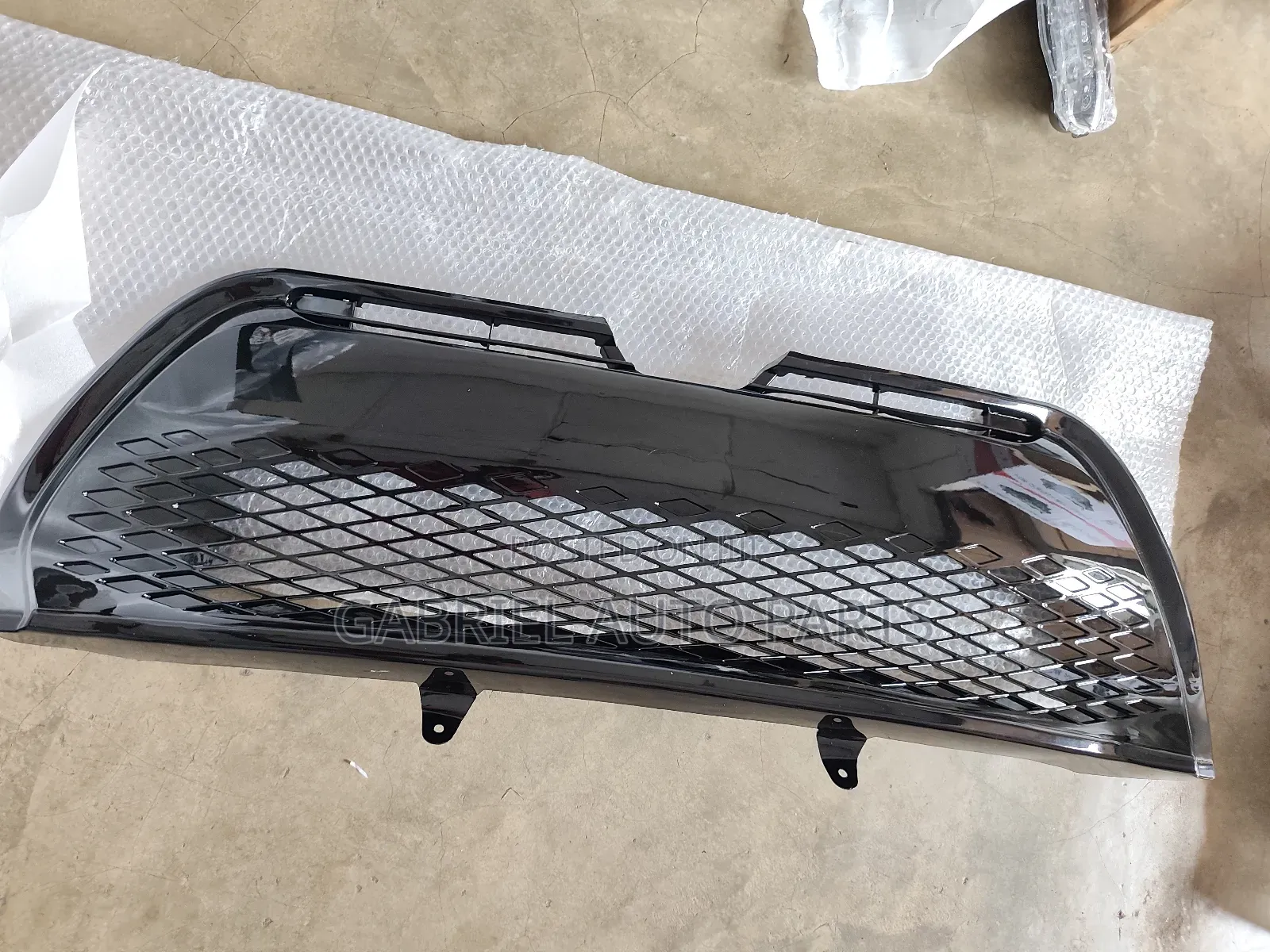 Toyota Corolla Down Bumper Grill 2016___2019