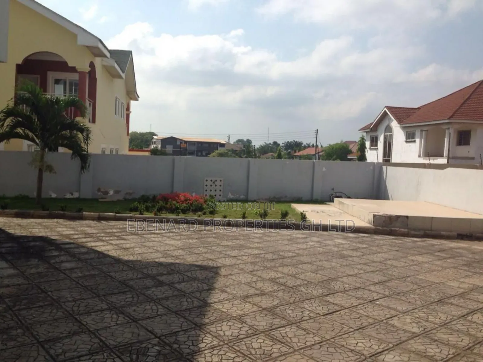 6bdrm House in Ebenard Properties, East Legon for rent