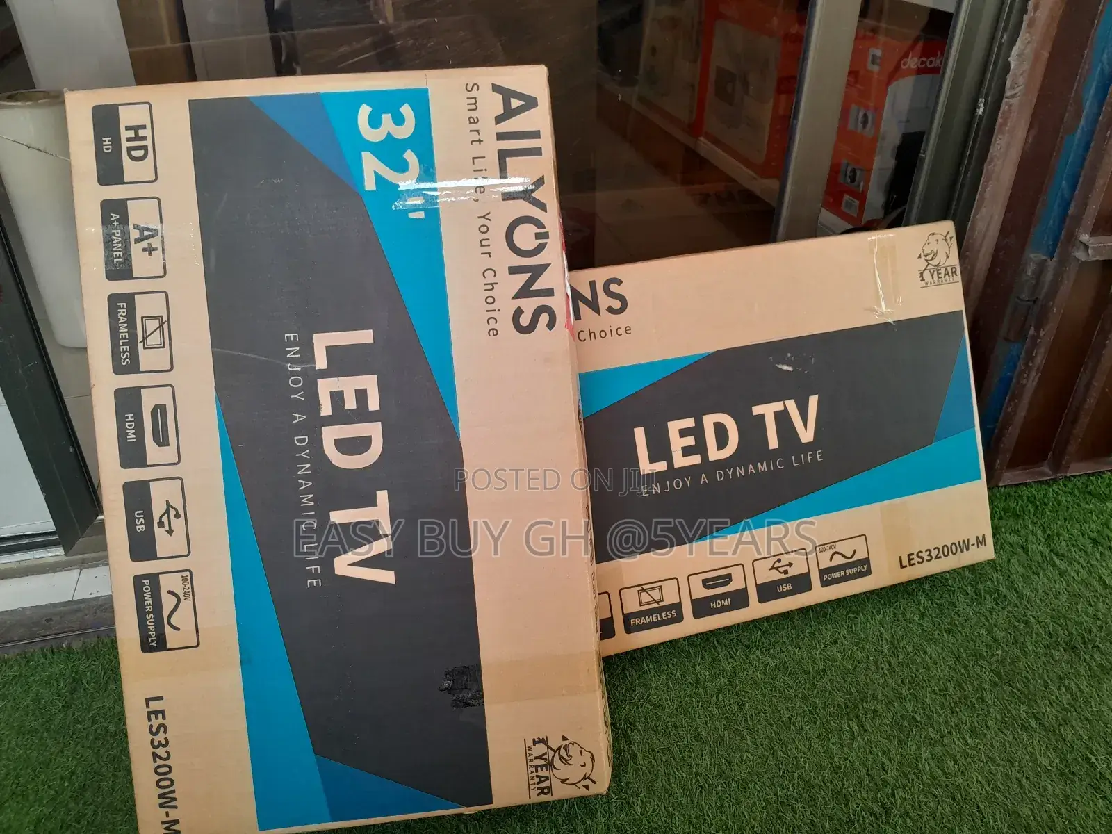 Ailyons 32inch Digital Tv Perfect for Cozy Living Room