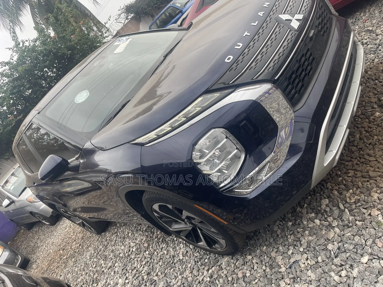 Mitsubishi Outlander 2018 Blue