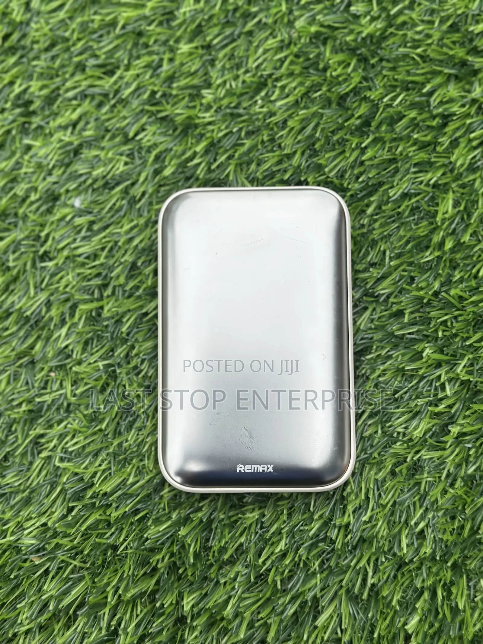 Magnetic Power Bank