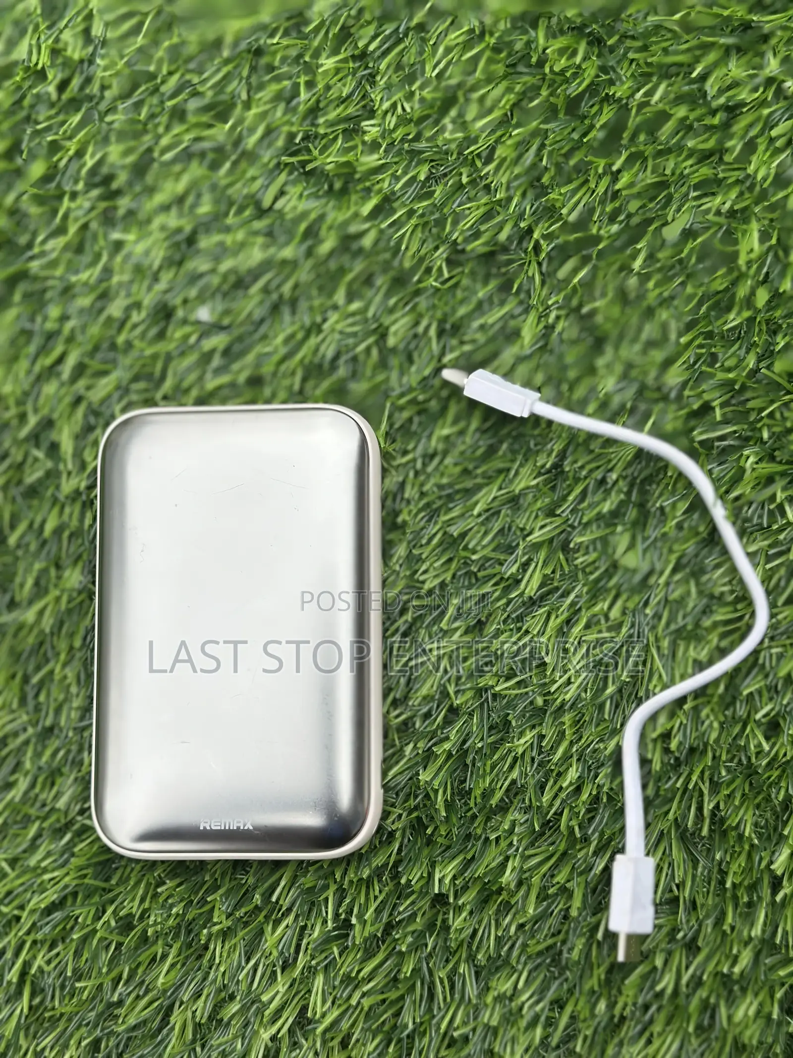 Magnetic Power Bank