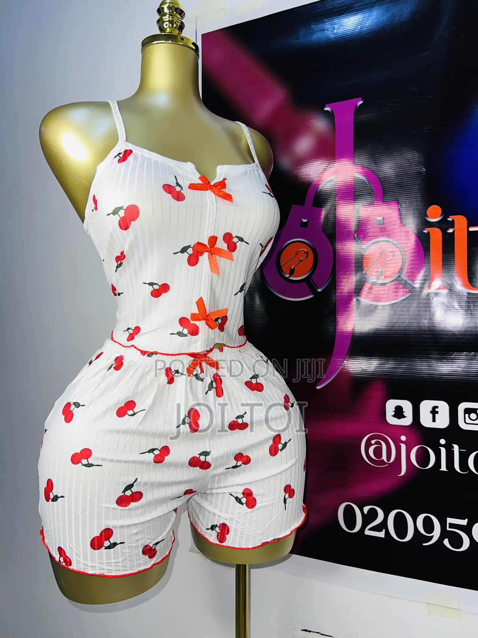 Ladies Lounge Wear / Pajamas
