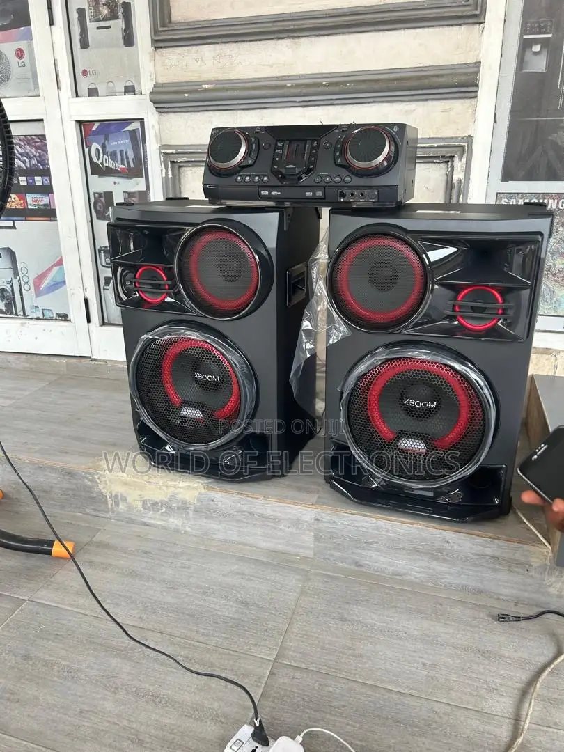 Top of the Line Wireless Cl98 Bluetooth (Extra Boost Bass) Black