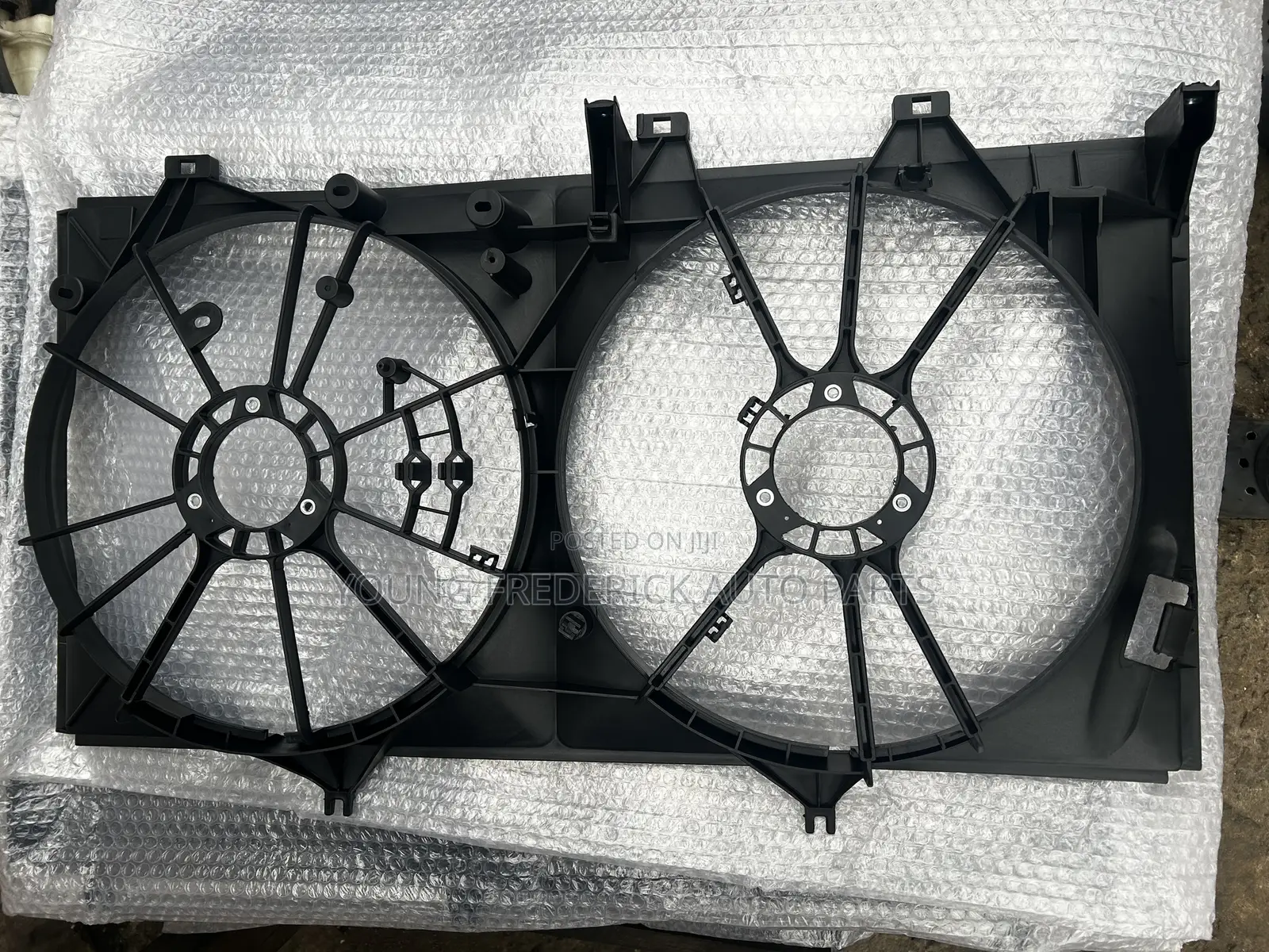 Toyota Camry 2012 Radiator Fan Case/Cover
