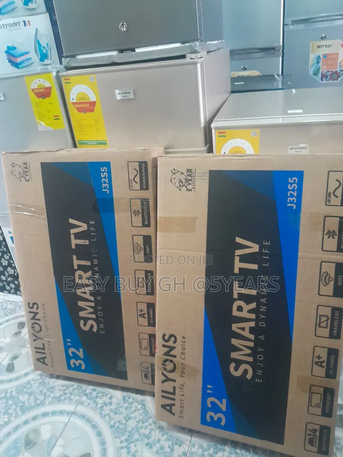 Display Dynamo Ailyons 32''
