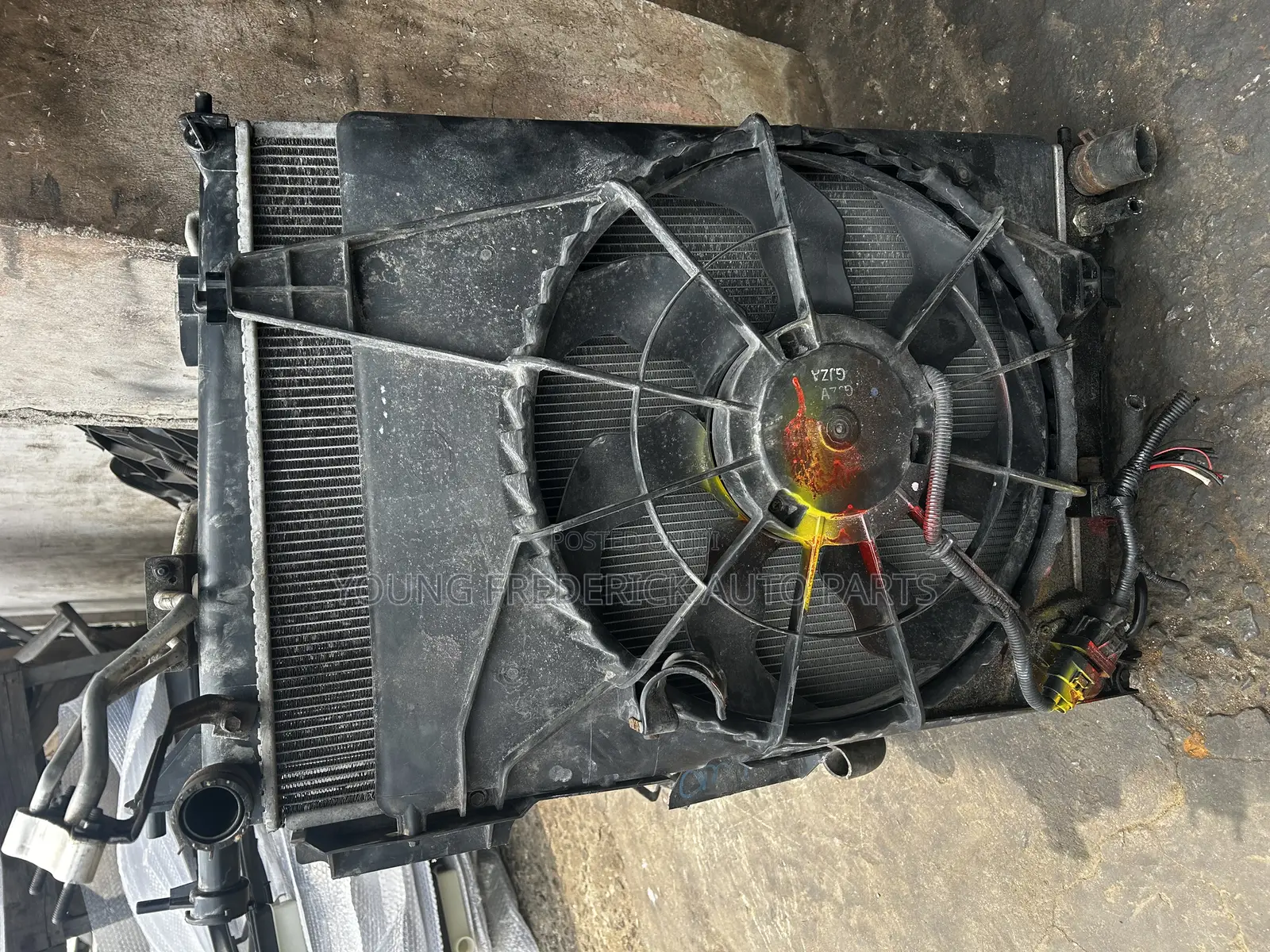 Hyundai Santa Fe 2010 2012 2015 2017 Complete Radiator
