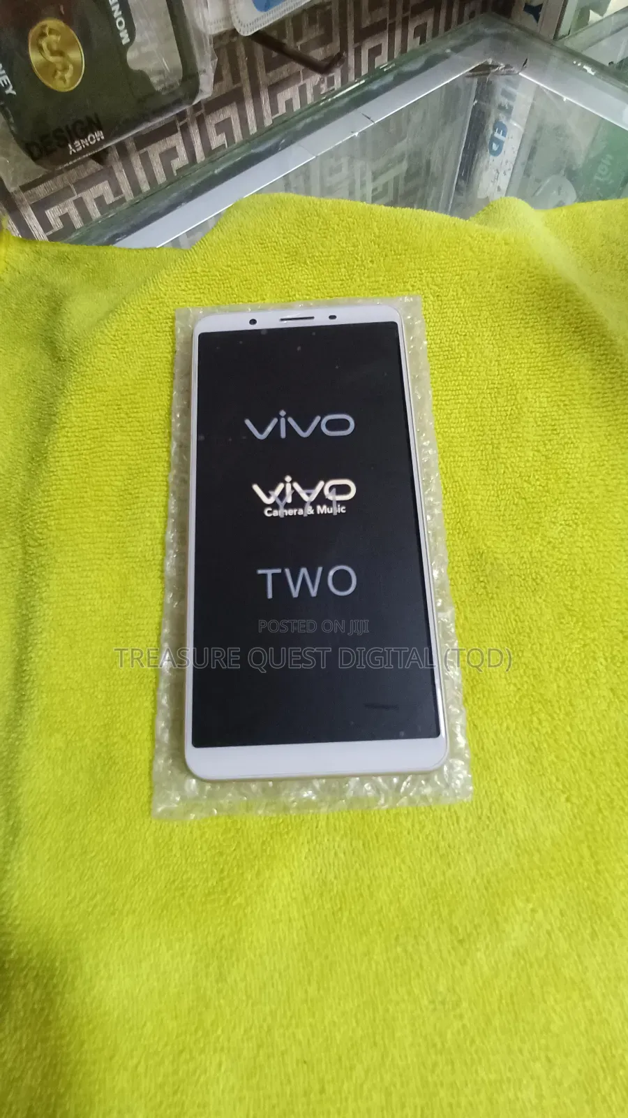 Vivo Y71 32 GB Gold