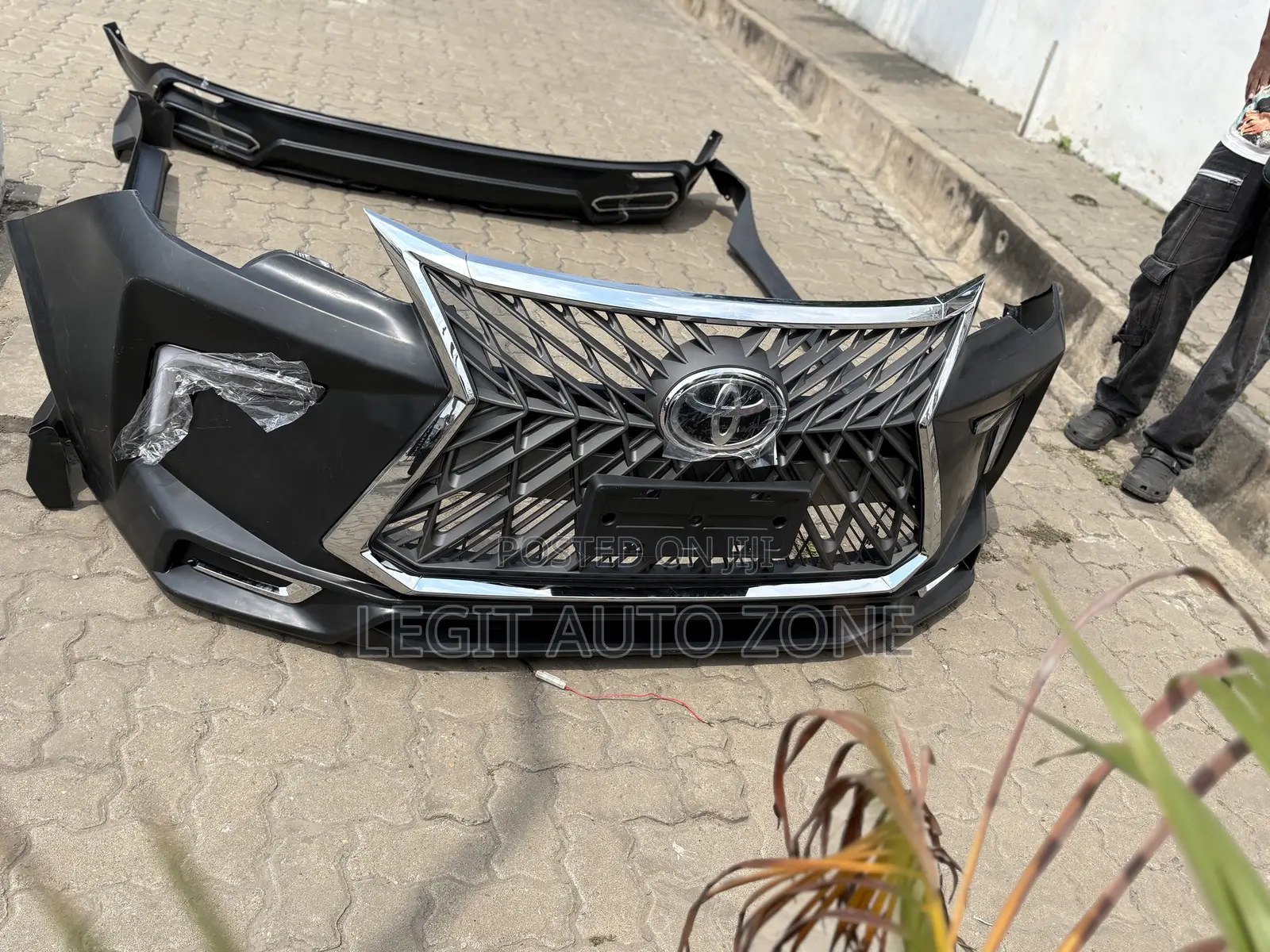 Toyota Fortuner 2016,2017,2018 Spec Bumper With Running Boards
