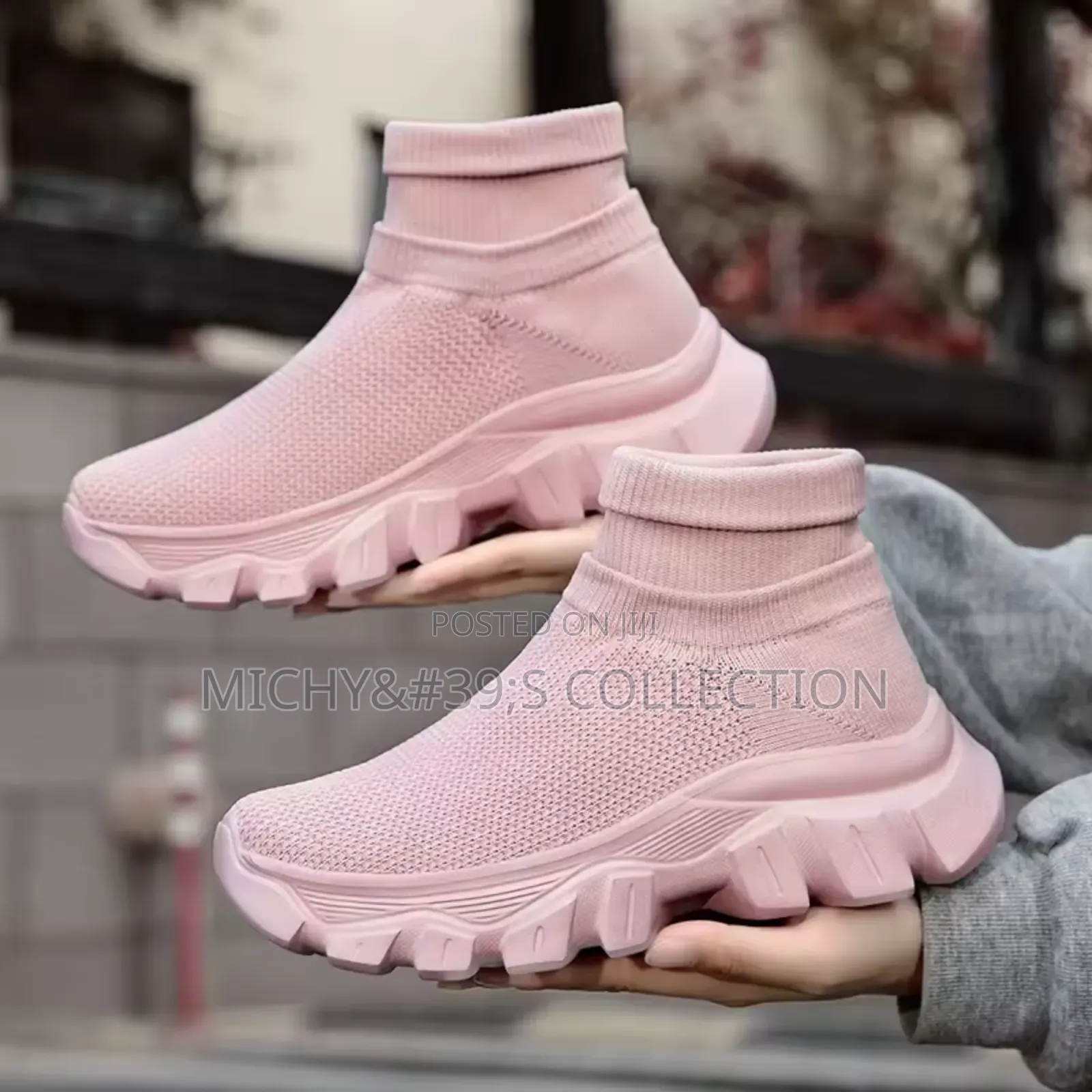 Light Weight Sneakers
