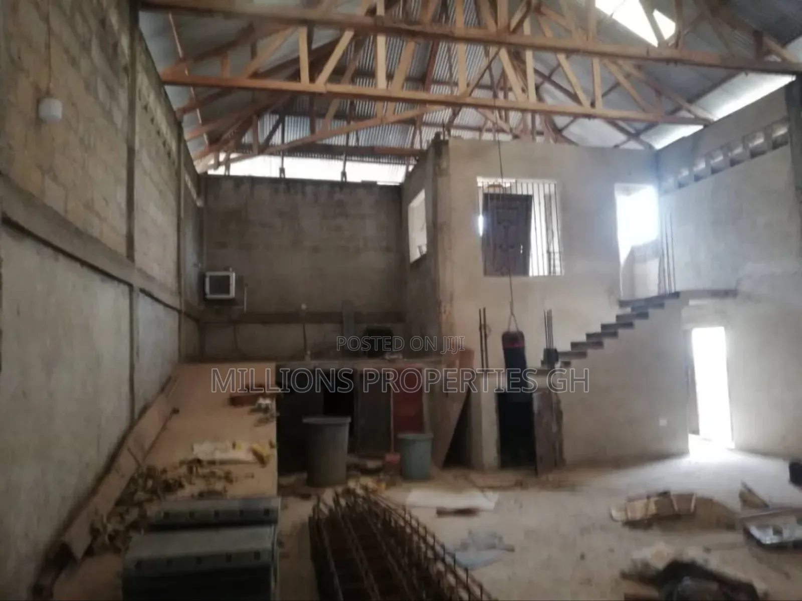 Warehouse 4rent Tech-Adako Jachie