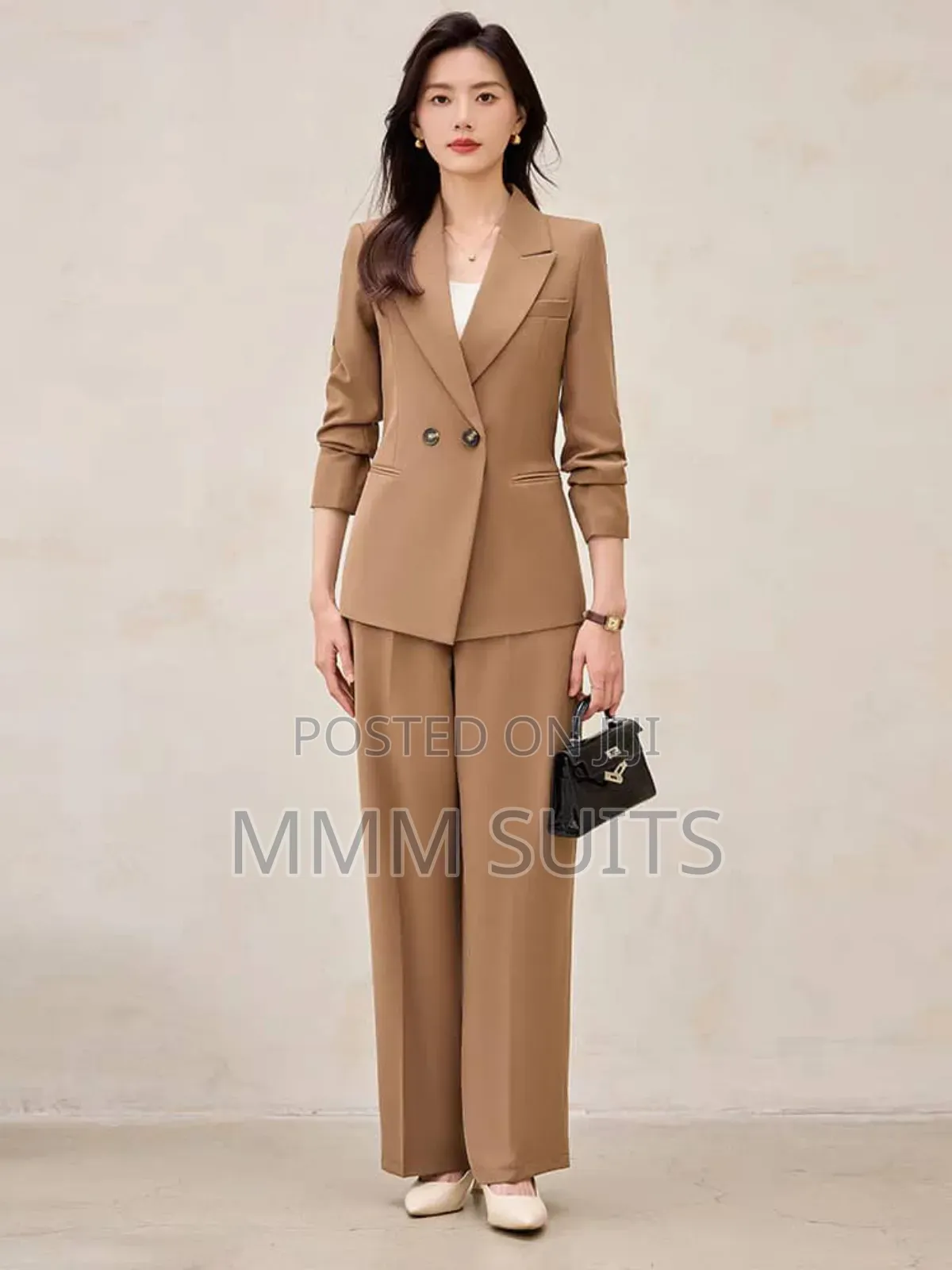 2-Piece Ladies Double-Breasted Suit in Brown Colour