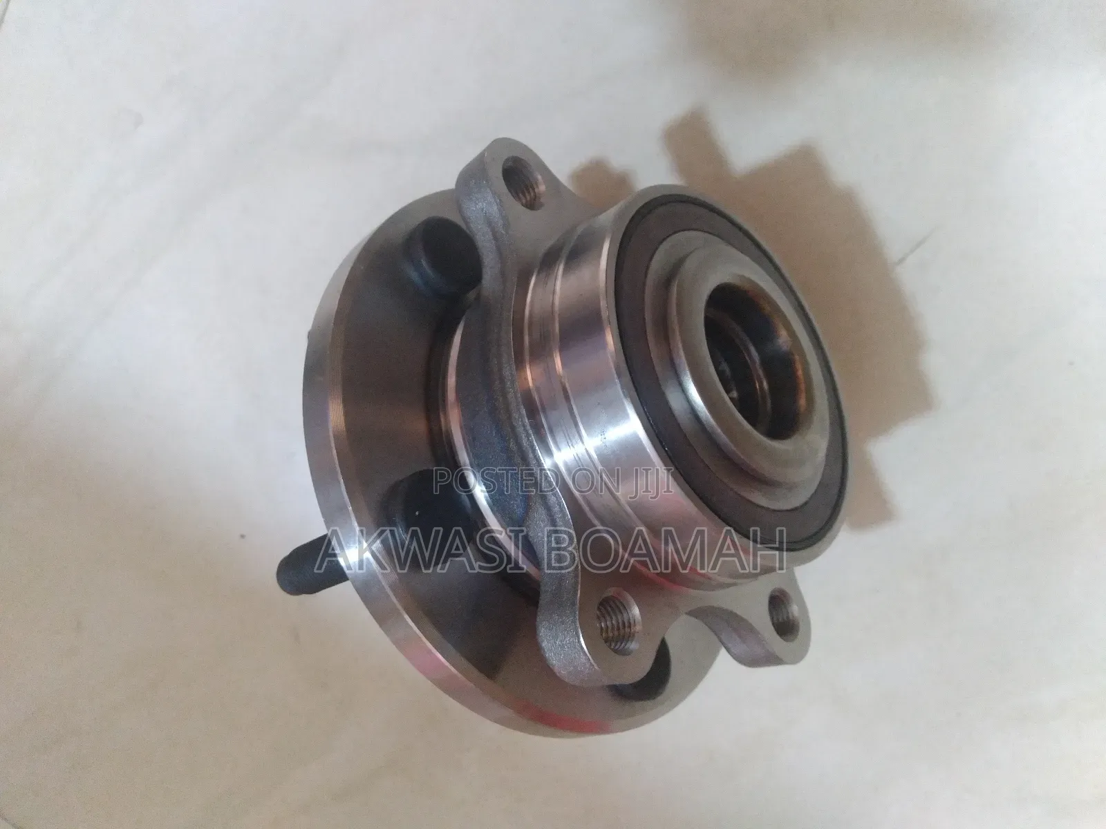 Ford Explorer/ Edge Front Hub 1 Pc