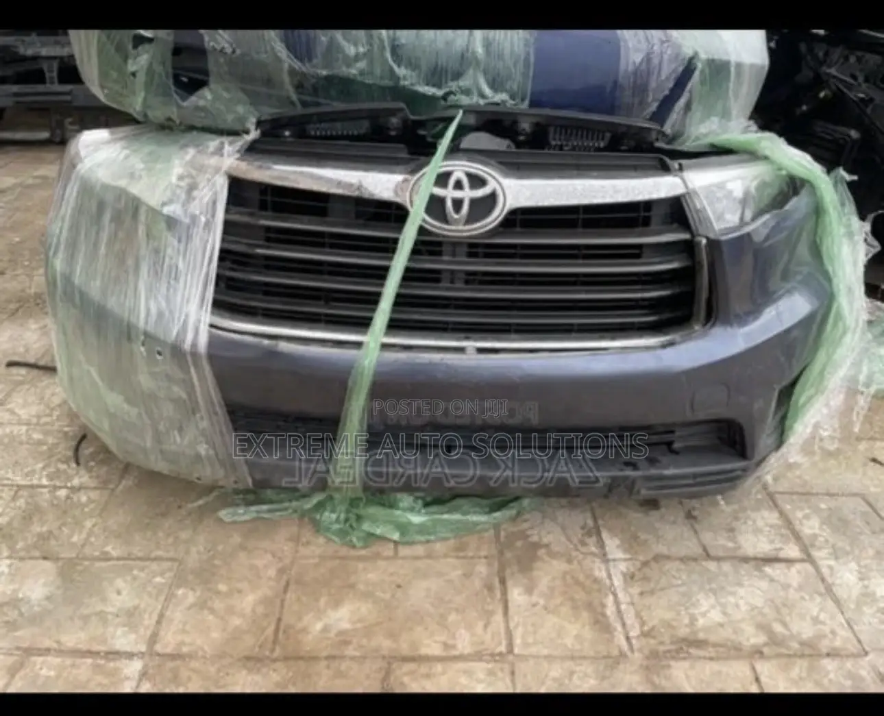Toyota Highlander 2015 Front Cut