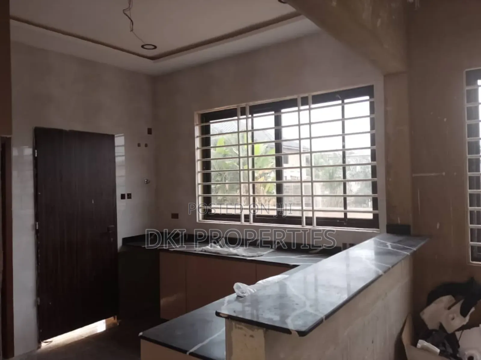 3bdrm House in Amrahia for sale