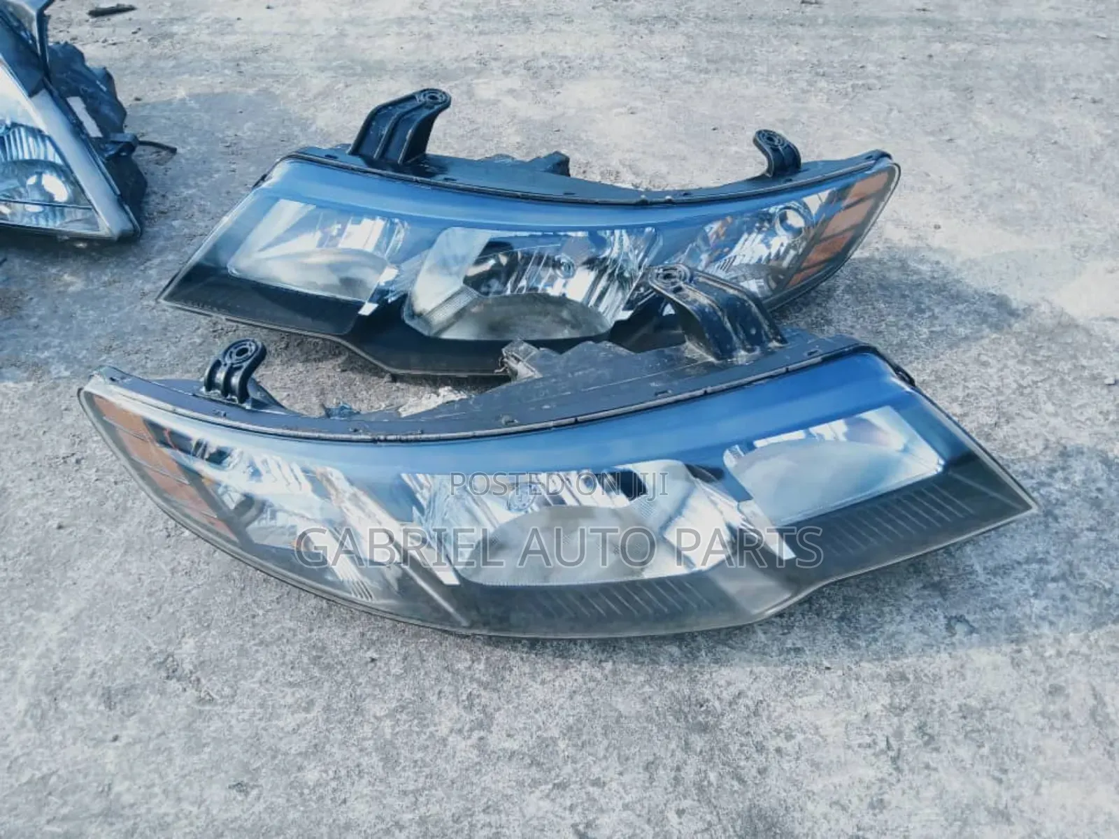 Kia Cerato Headlight 2009