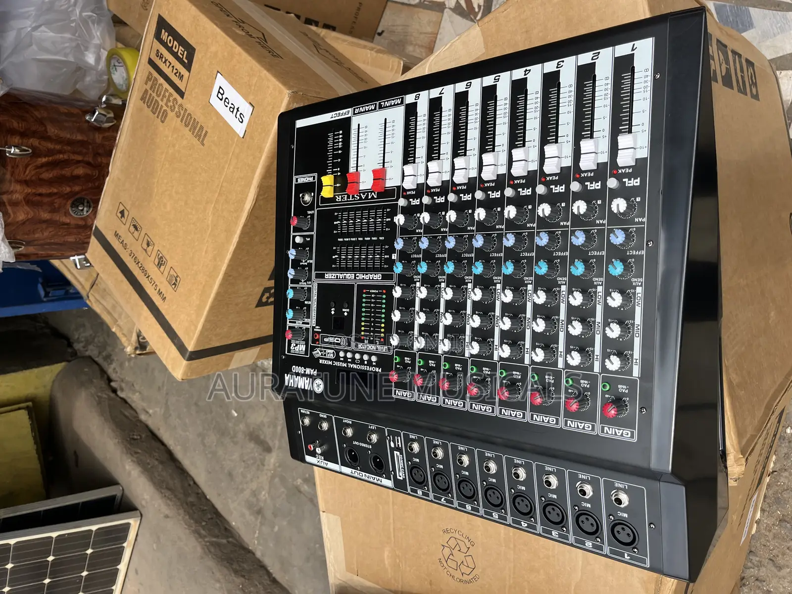 Yamaha 8 Channel Powered Mixer