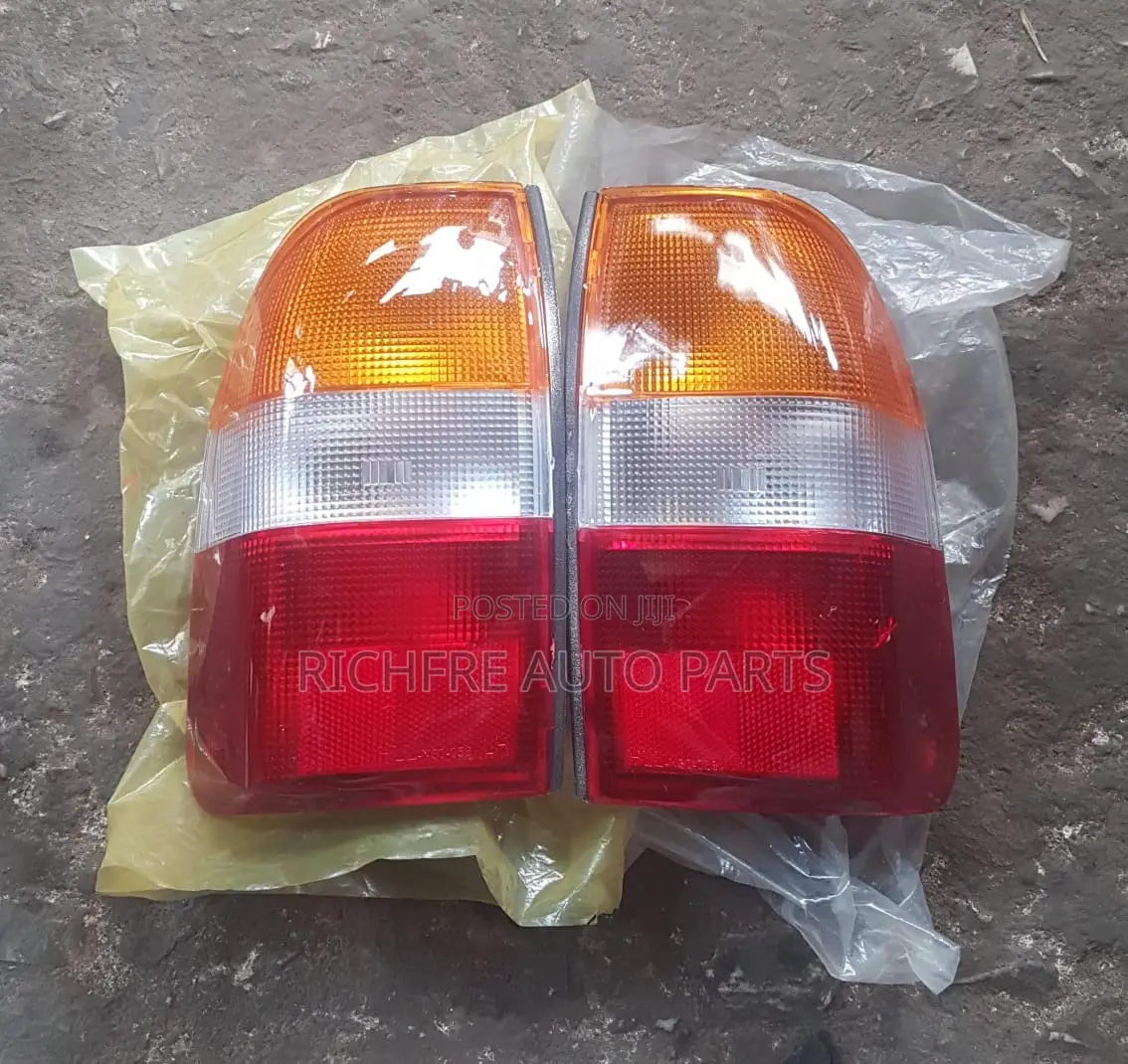 Mitsubishi L200 Taillight Tail Light