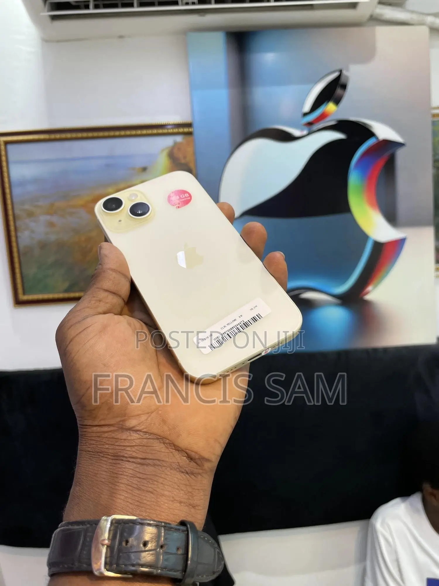 Apple iPhone 15 128 GB Yellow