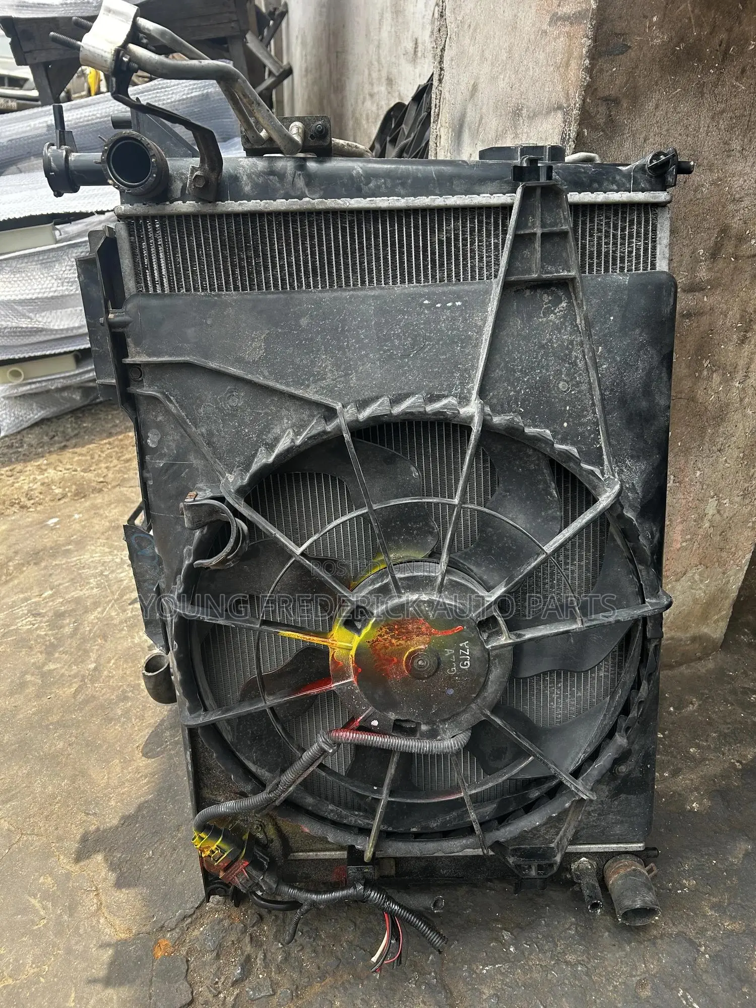Hyundai Santa Fe 2010 2012 2015 2017 Complete Radiator