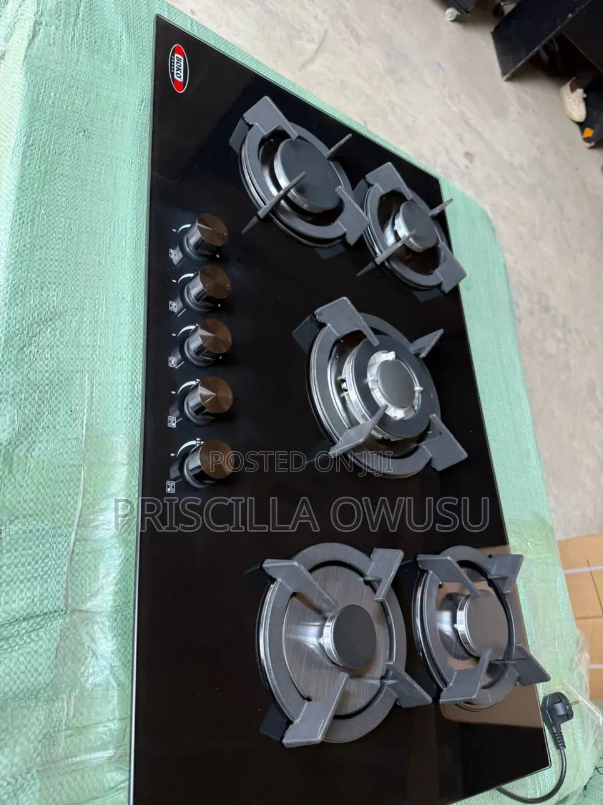 5 Burner Gas Cooker Inbuilt Glass Burner