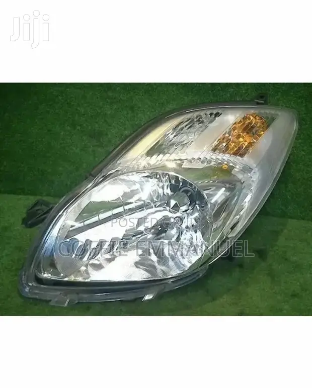 Toyota Vitz Headlight 2009 2010 2011
