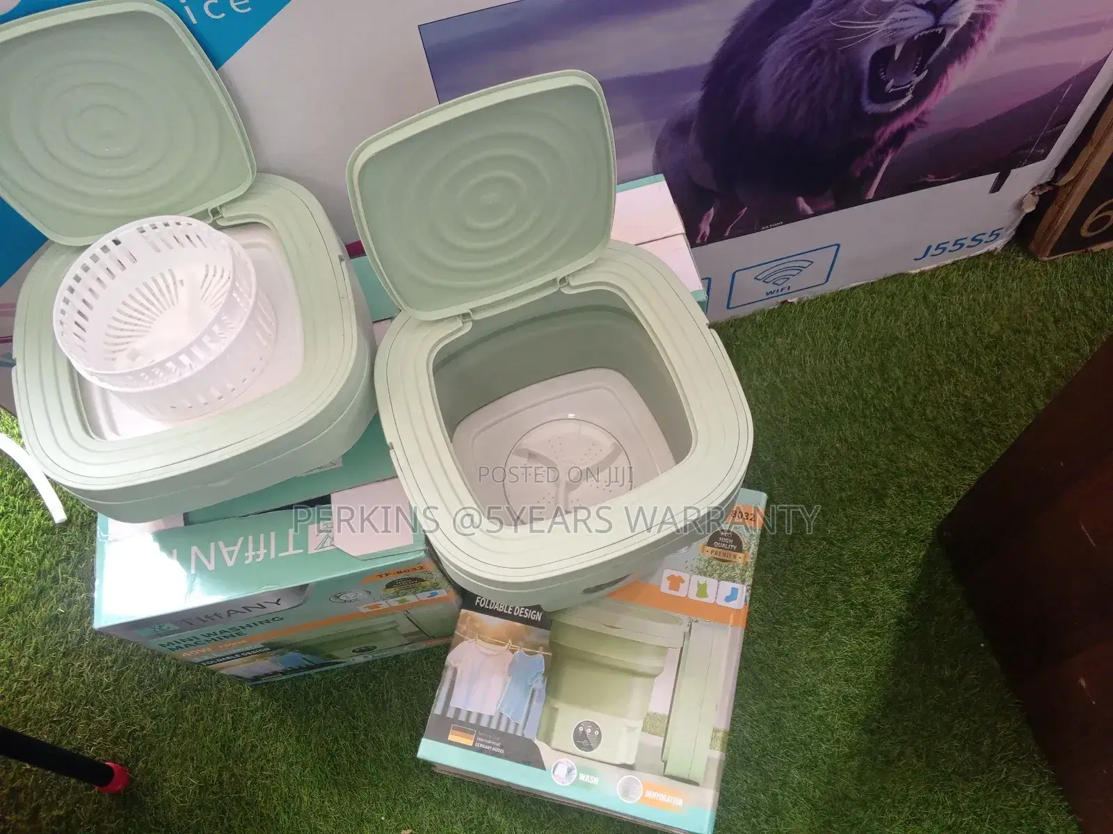 Save Space With Our Foldable Mini Washing Machine