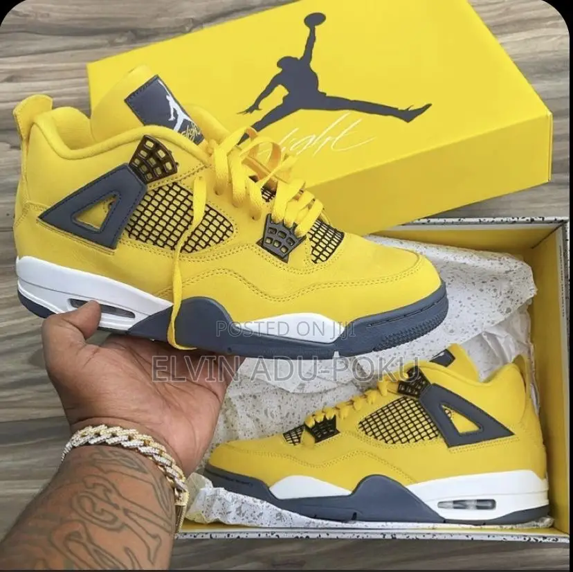 Jordan Air Jordan 4 Retro "Lightning 2021" Sneakers