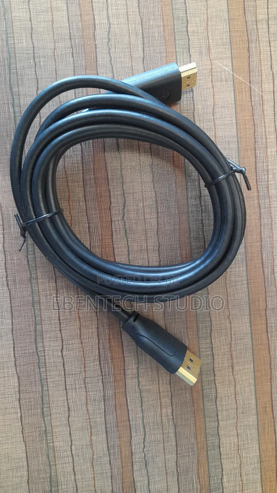 Dp Display Port to Hdmi Cable Amazon Basic