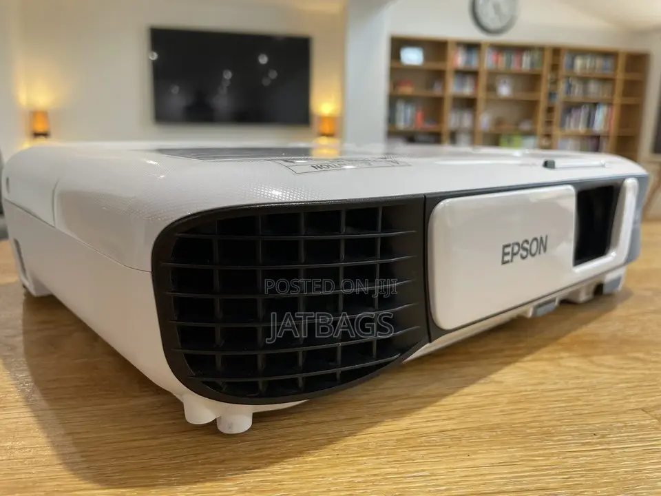 Epson Powerful Projector From Uk With Warranty (Free Delivery)