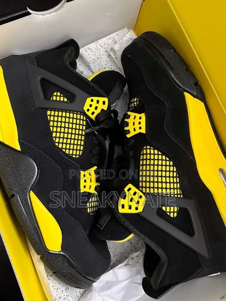 Jordan 4 Sneakers