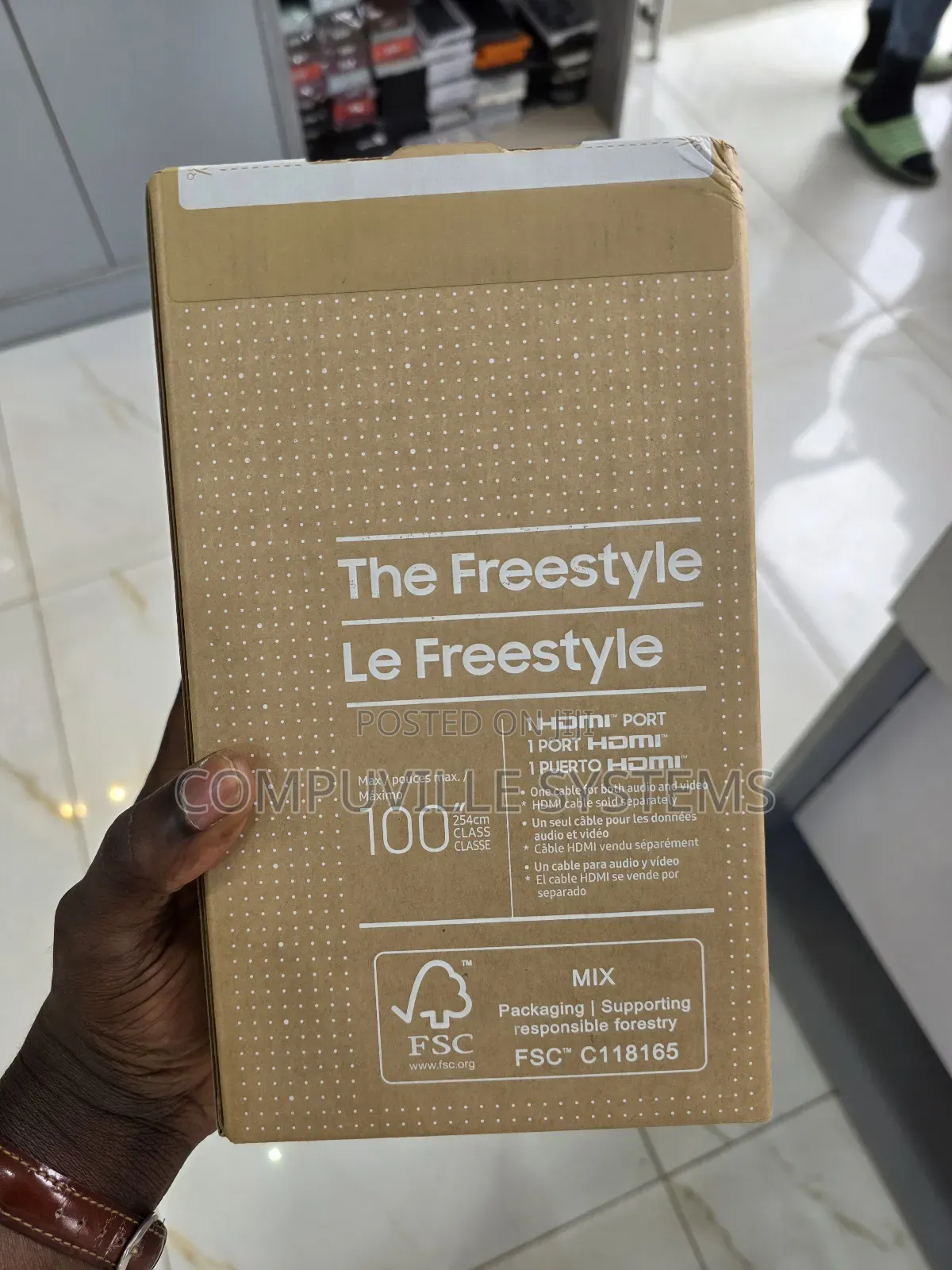 Samsung the Freestyle Projector