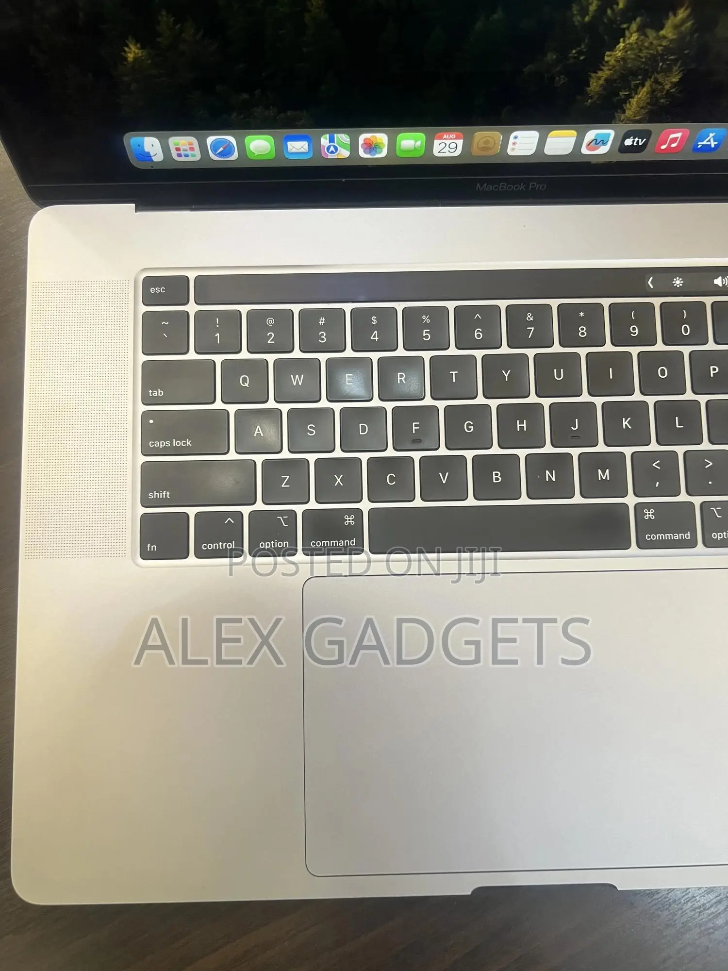 Laptop Apple MacBook Pro 2019 16GB Intel Core I7 SSD 512GB