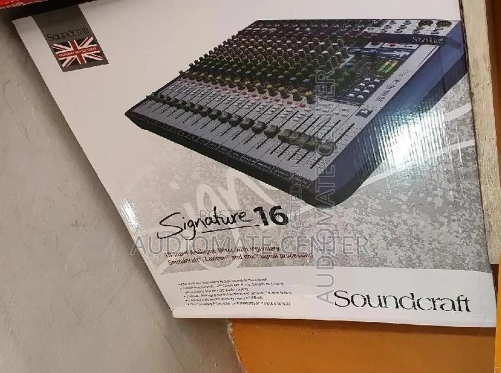 Soundcraft Singnature 16 Mixer