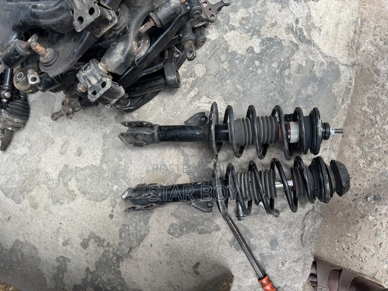 Toyota Yaris :2007 to 2015 Front Shocks Absorbers