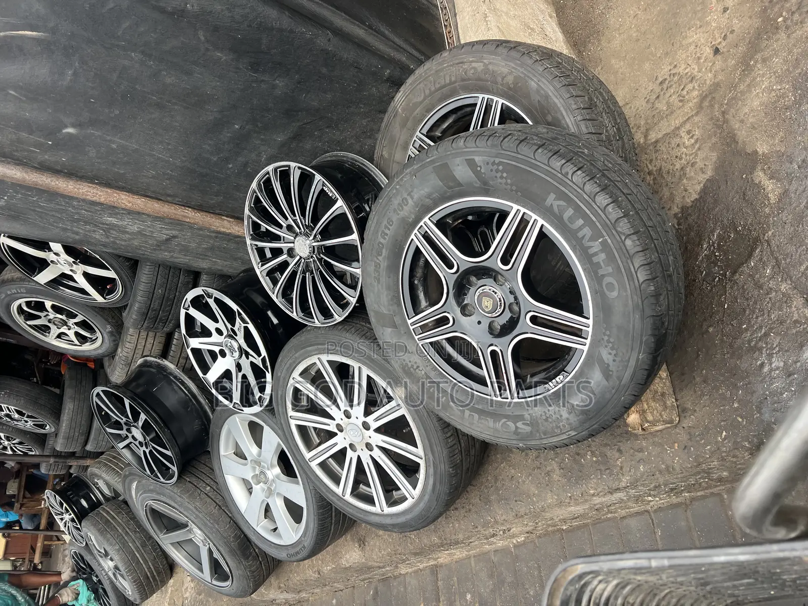 All Types of Rims and Spare Tyrees Available