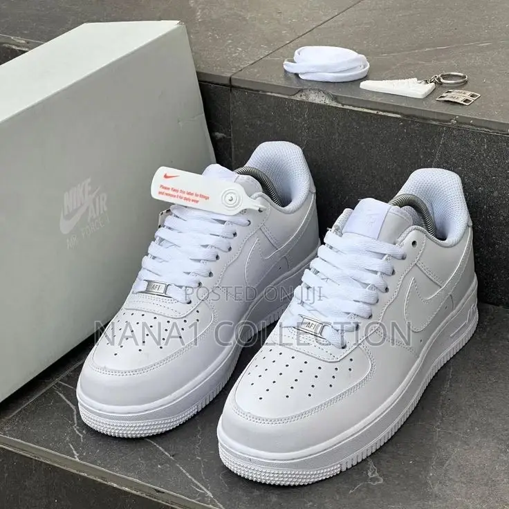 Nike Air Force 1 “Black/White”