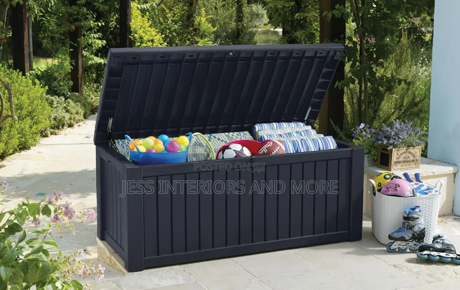 Storage Box (570l )
