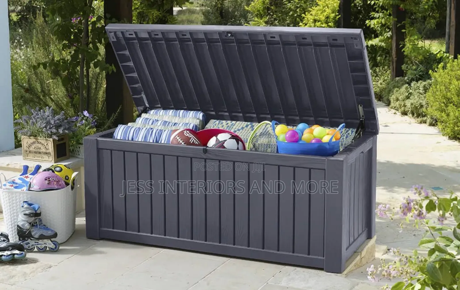 Storage Box (570l )