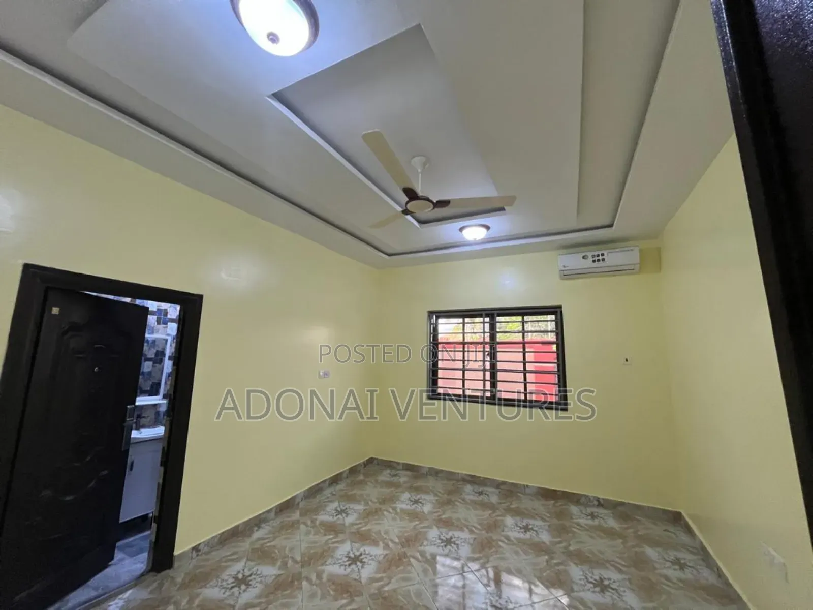4bdrm House in Atonsu Aputuogya, Kumasi Metropolitan for sale