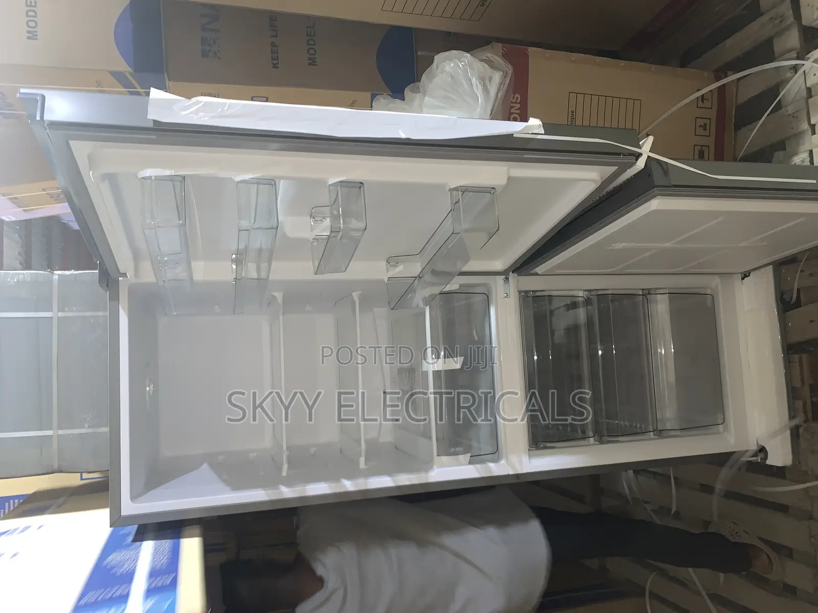 Zara 40bf 300 Liters Bottom Freezer Ridge