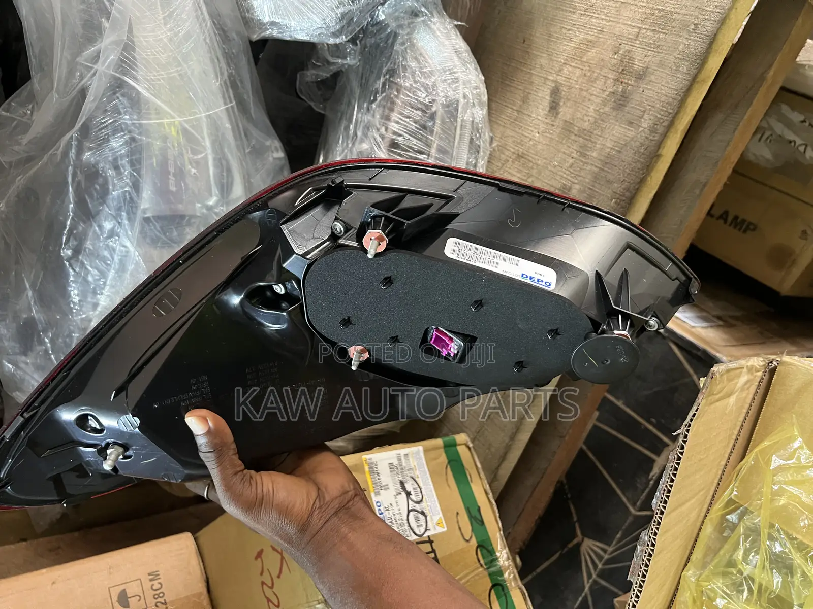 2019,2020,2021,2022 Led Taillight Pink Socket For Mercedes Benz C300